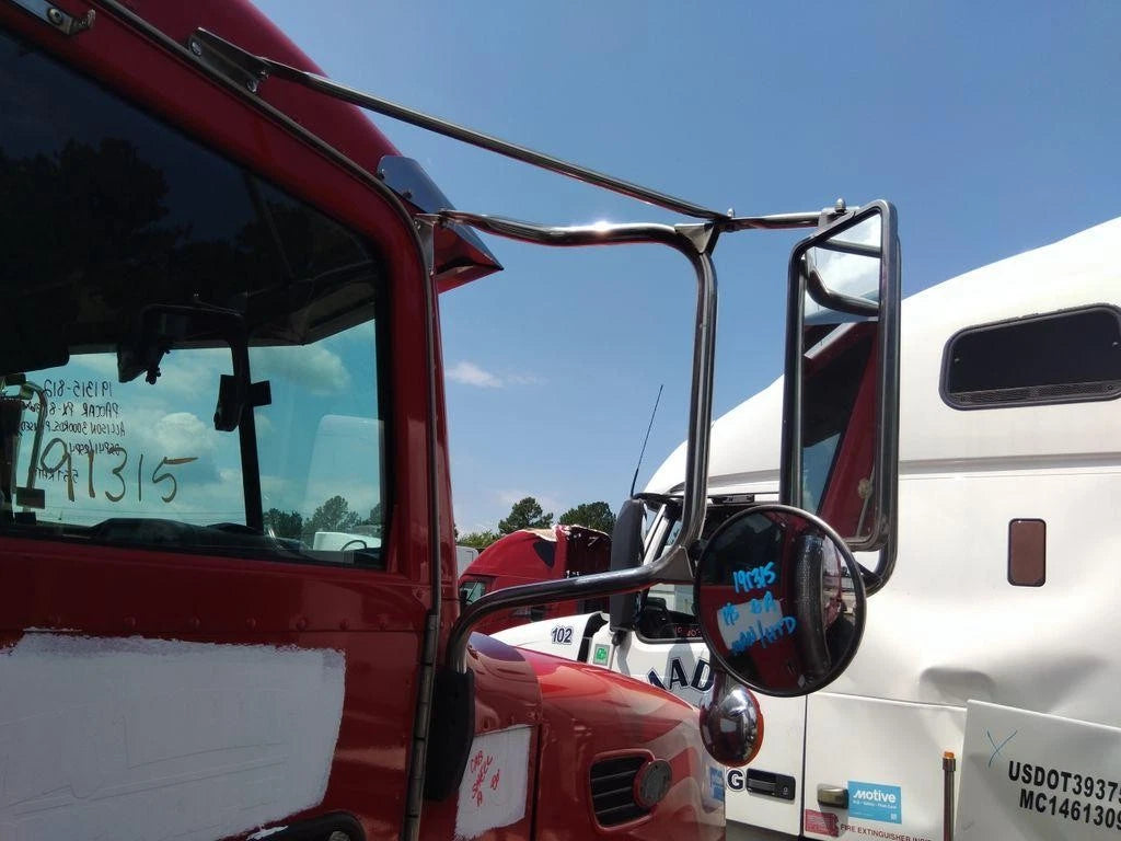 Right Door Mirror for Peterbilt 340 (2008)