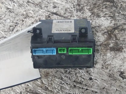 Cab Control Unit Module for Volvo VNL (2016) - Replaces GA