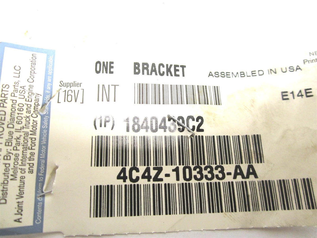 Alternator and Refrigeration Mounting Bracket for International (1840439C1, 1840439C2)