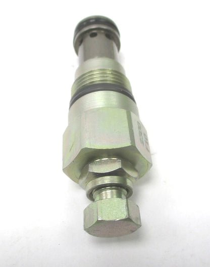 Main System Relief Valve Assembly for Kubota L4560 (70050-93532)
