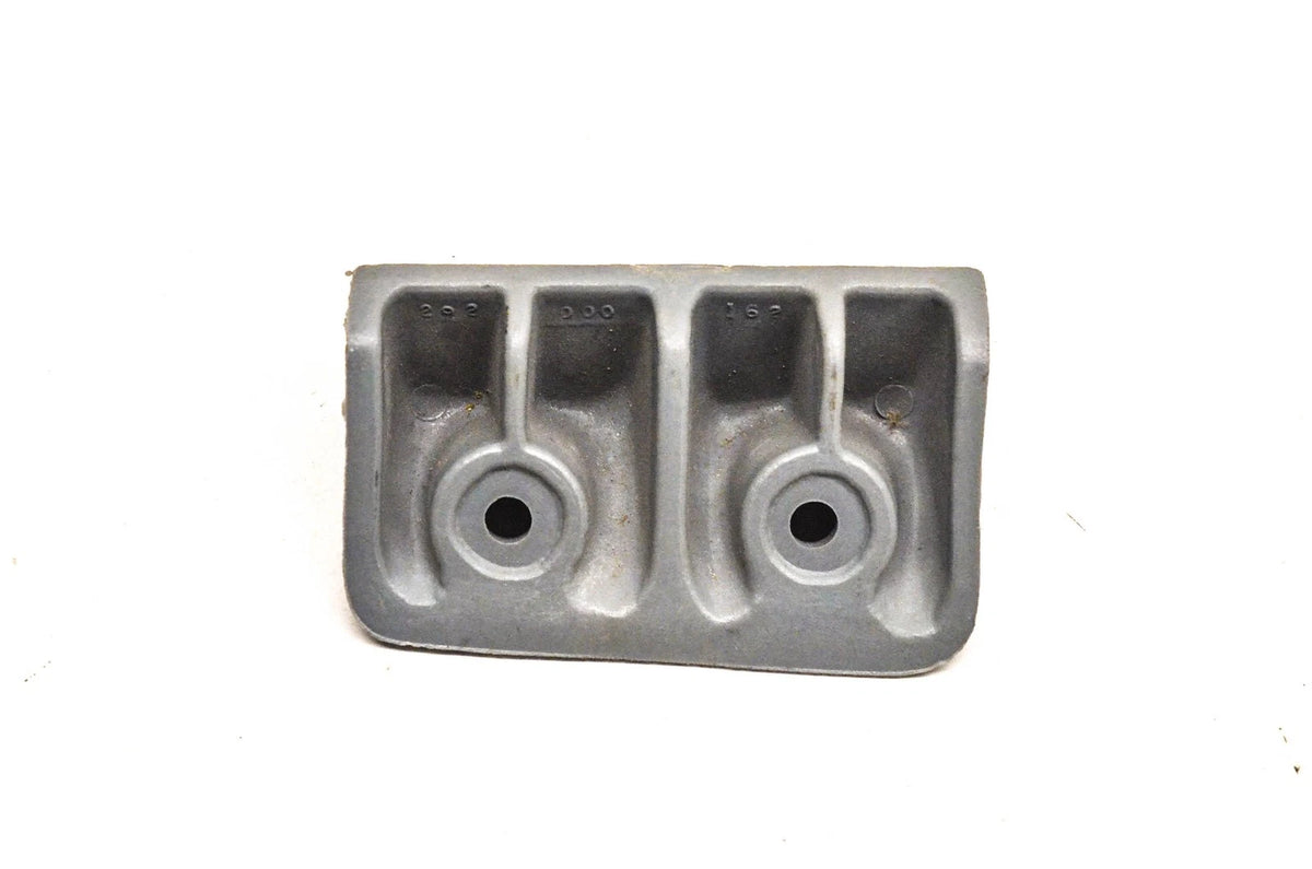 Stabilizer Bracket for Aftermarket 292000162 (NOS)
