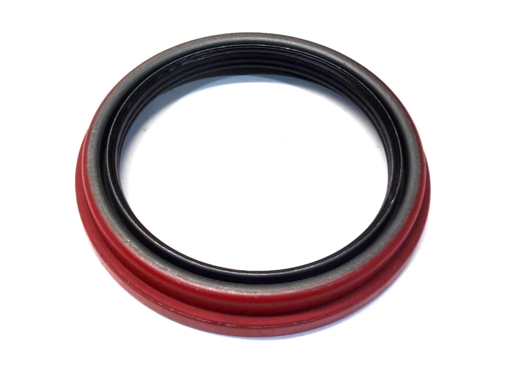 Front Wheel Bearing Oil Seal for International (1697917C1)