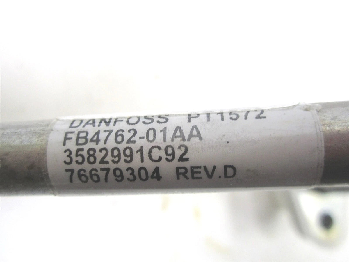 AC Compressor to Condenser Hose for International (OEM 3582991C92, 3582991C91)