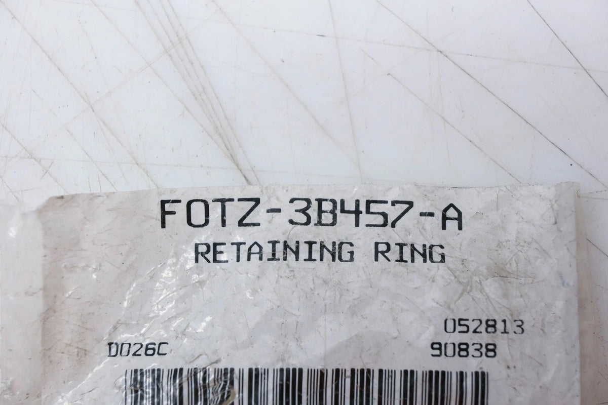 Retaining Ring for Ford (FOTZ-3B457-A)