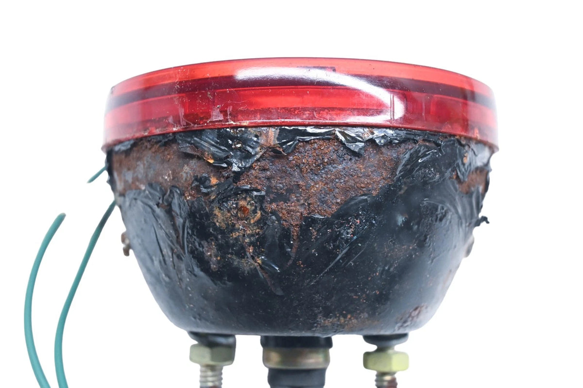 Grote 226 R-226 Red Taillight Assembly for Automotive (NOS)