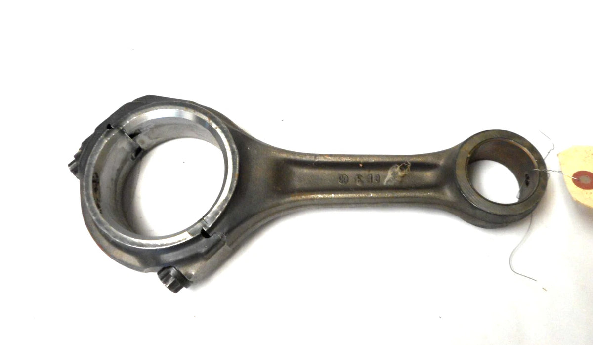 Connecting Rod for International DT466 (1990–2004) 735242C92