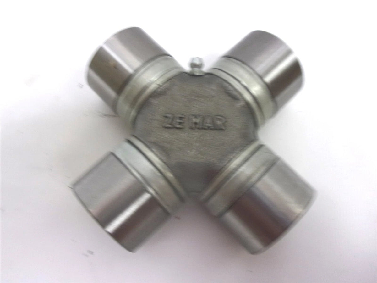 Cross and Bearing for John Deere 2000 2300 2700 Tractors (PE67453082)