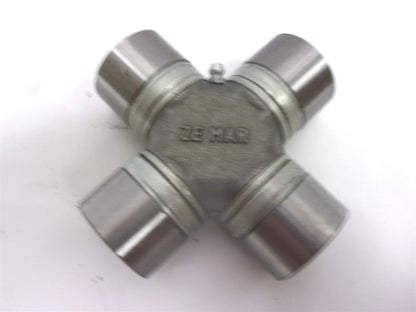 Cross and Bearing for John Deere 2000 2300 2700 Tractors (PE67453082)